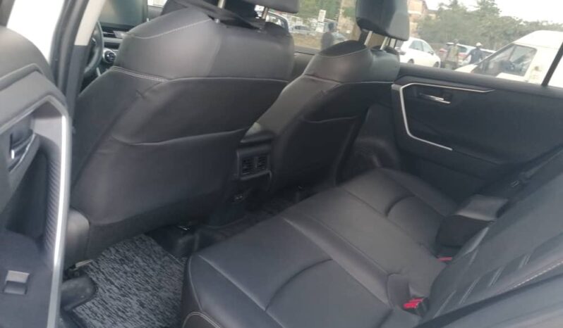 
								2022 Toyota RAV4 full									