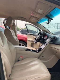 
										2010 Toyota Venza full									