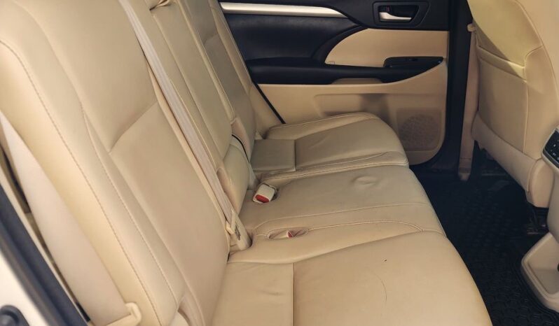 
								2019 Toyota Highlander full									