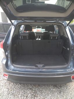 
										2015 Toyota Highlander full									