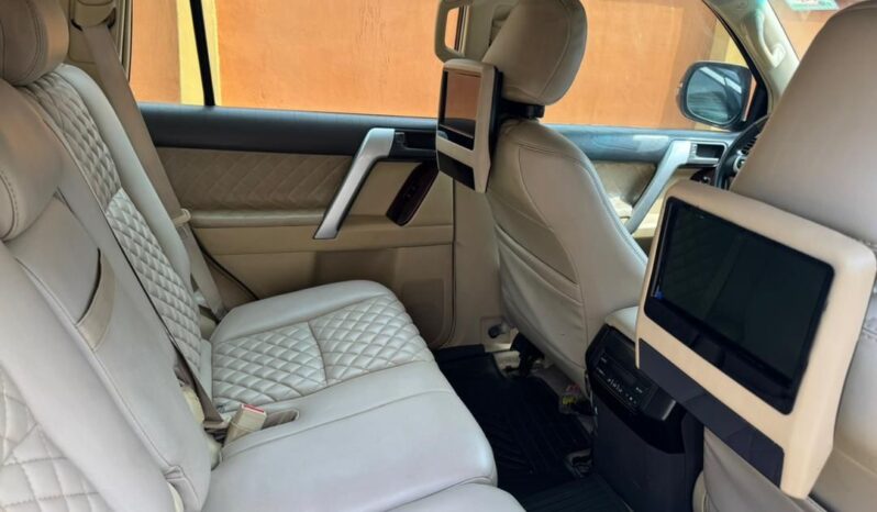 
								2015 Toyota Prado full									