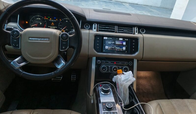 
								2017 Land Rover Land Rover full									