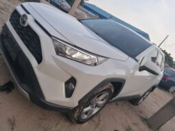 
										2022 Toyota RAV4 full									