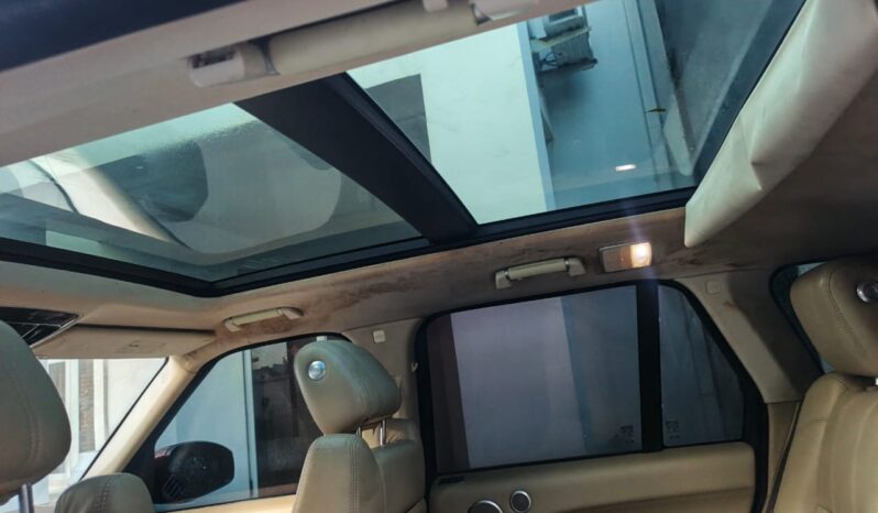 
								2017 Land Rover Land Rover full									