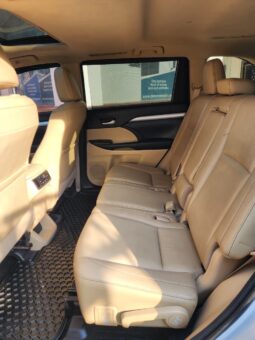 
										2019 Toyota Highlander full									