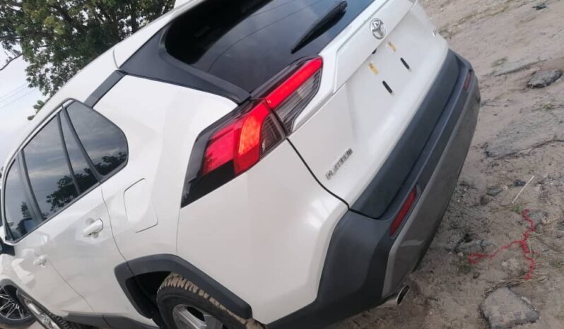 
								2022 Toyota RAV4 full									