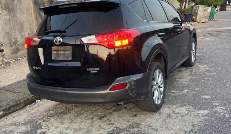 
								2015 Toyota RAV4 full									