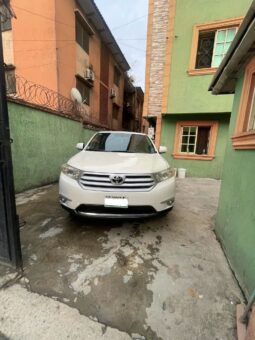 
										2012 Toyota Highlander full									