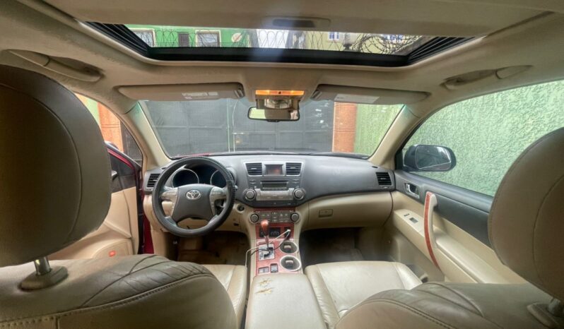 
								2010 Toyota Highlander full									