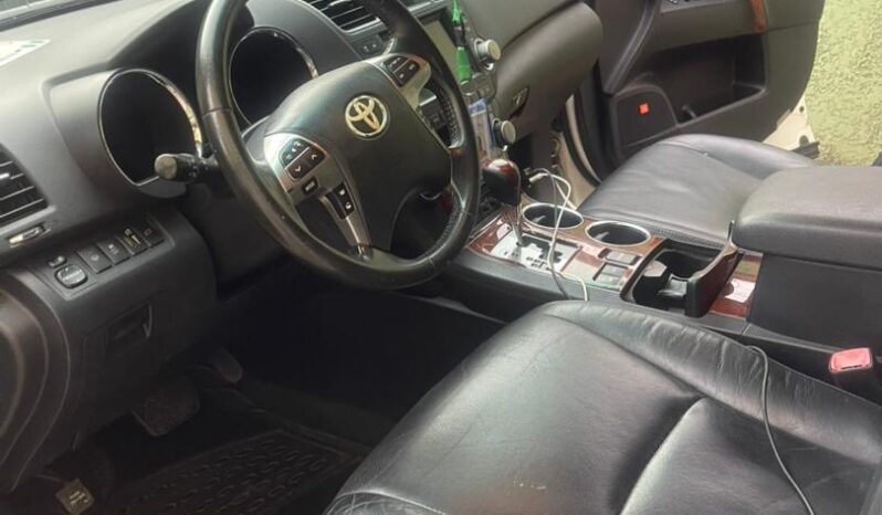 
								2012 Toyota Highlander full									