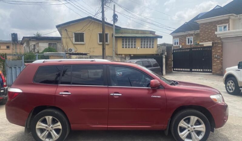 
								2010 Toyota Highlander full									