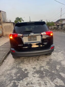 
										2015 Toyota RAV4 full									