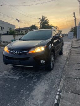 
										2015 Toyota RAV4 full									