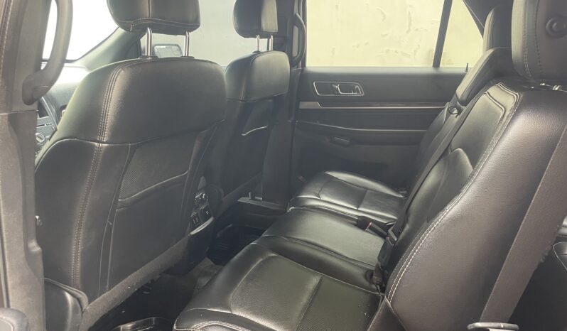 
								2017 Ford Explorer full									