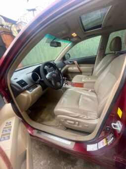 
										2010 Toyota Highlander full									