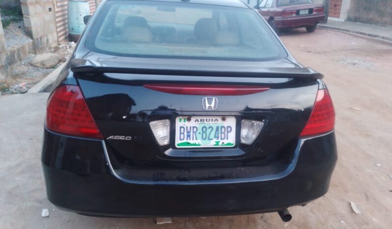 
								2007 Honda Accord full									