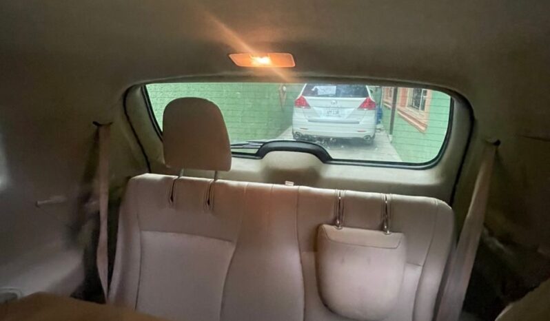 
								2010 Toyota Highlander full									