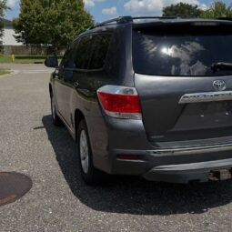 
										2012 Toyota Highlander full									