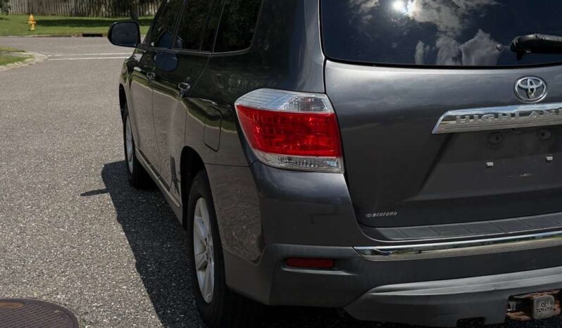 
								2012 Toyota Highlander full									