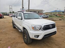 
										2015 Toyota Tacoma full									