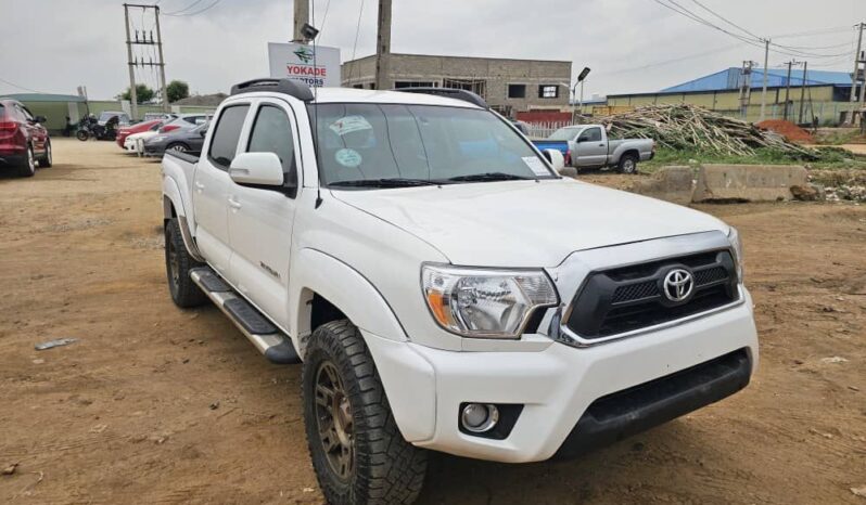 
								2015 Toyota Tacoma full									
