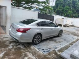 
										2018 Nissan Altima full									