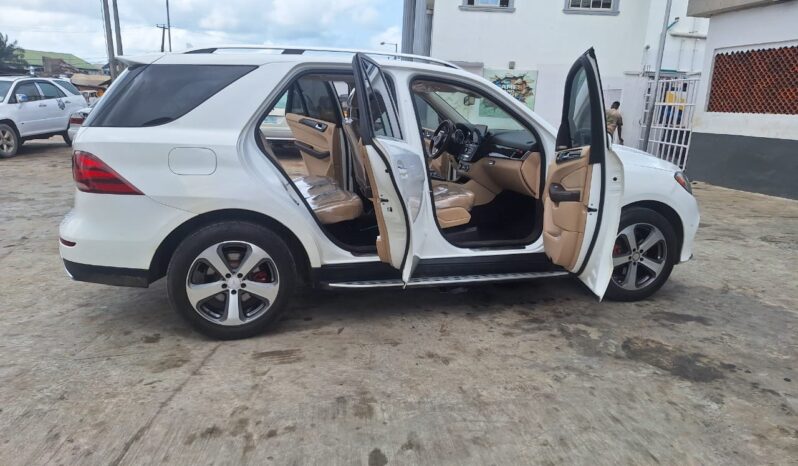 
								2017 Mercedes-Benz GLE 350 full									