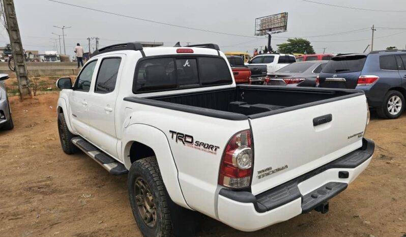 
								2015 Toyota Tacoma full									