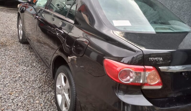 
								2012 Toyota Corolla full									