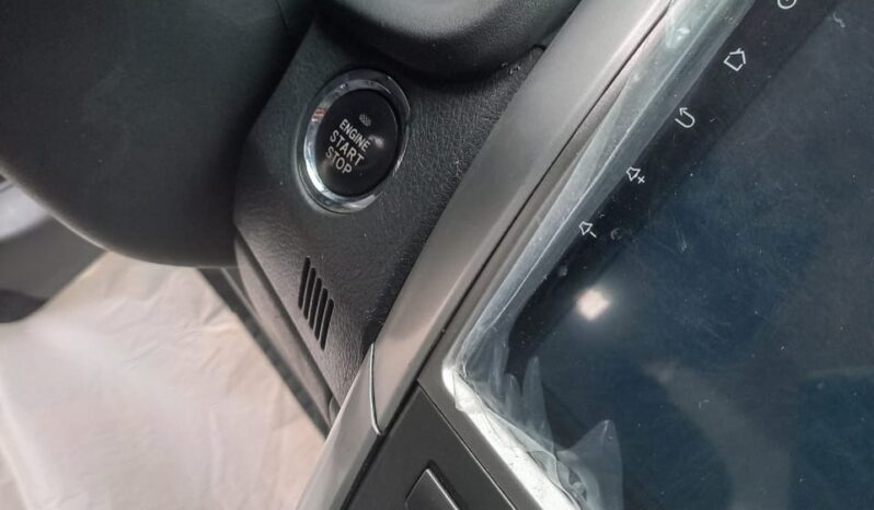 
								2012 Toyota Corolla full									