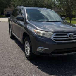 
										2012 Toyota Highlander full									