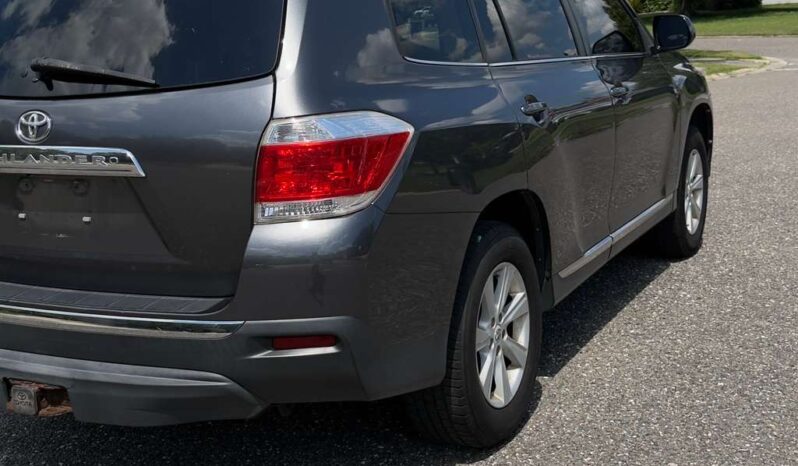 
								2012 Toyota Highlander full									