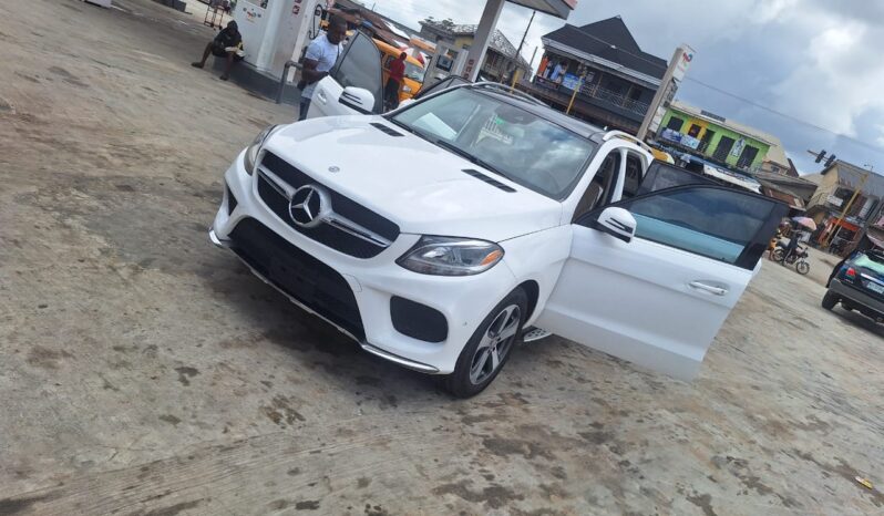 
								2017 Mercedes-Benz GLE 350 full									