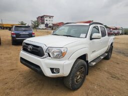 
										2015 Toyota Tacoma full									