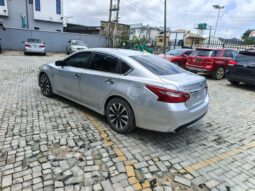 
										2018 Nissan Altima full									