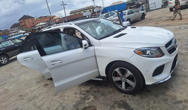 
								2017 Mercedes-Benz GLE 350 full									