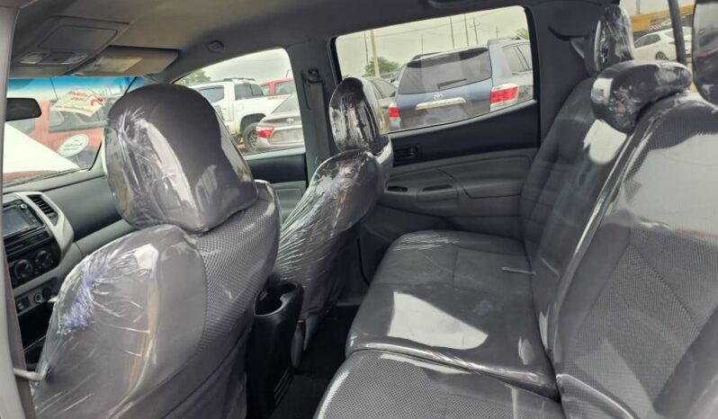 
								2015 Toyota Tacoma full									