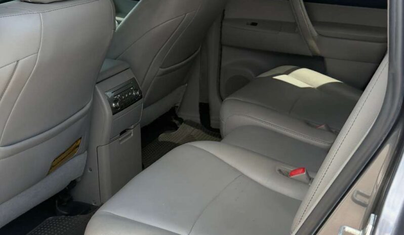 
								2012 Toyota Highlander full									