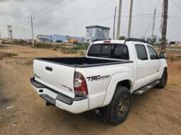 
										2015 Toyota Tacoma full									