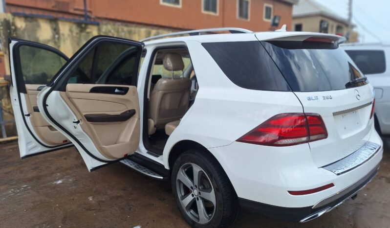 
								2017 Mercedes-Benz GLE 350 full									