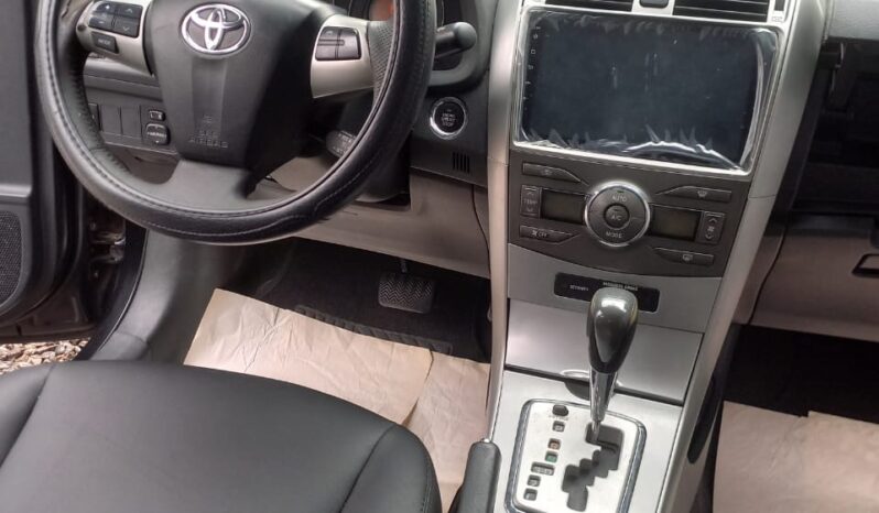 
								2012 Toyota Corolla full									