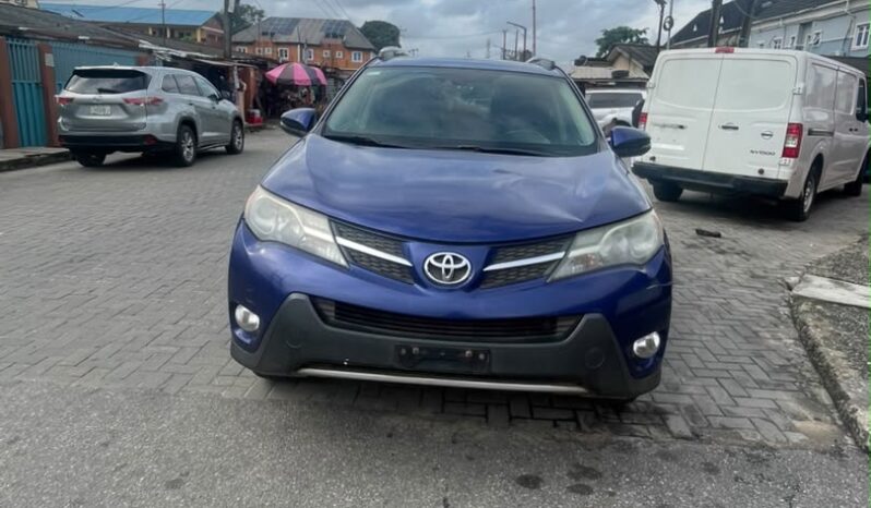 
								2014 Toyota RAV4 full									