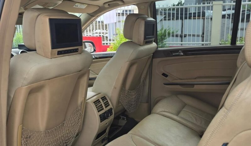 
								2009 Mercedes-Benz GL 550 full									