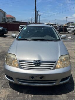 
										2005 Toyota Corolla full									