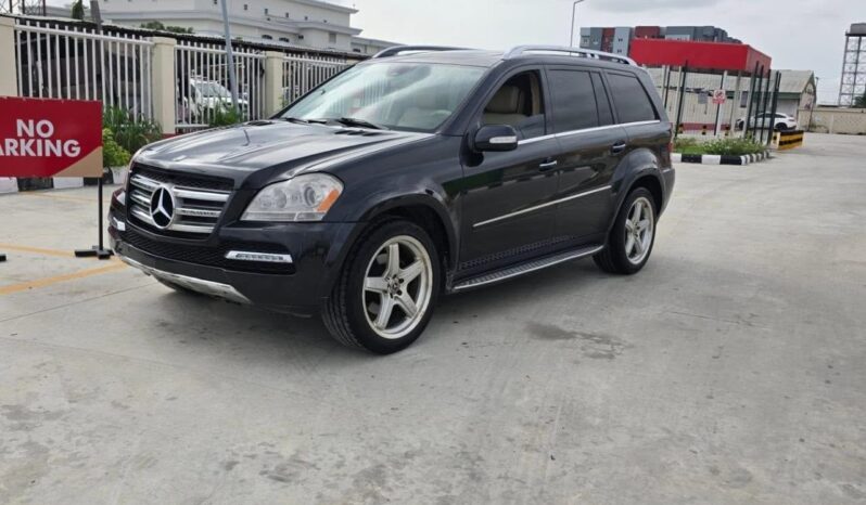 
								2009 Mercedes-Benz GL 550 full									