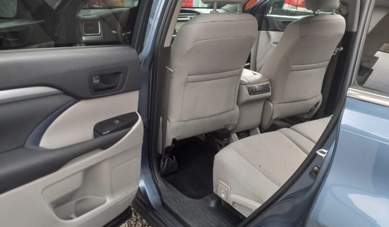 
								2020 Toyota Highlander full									