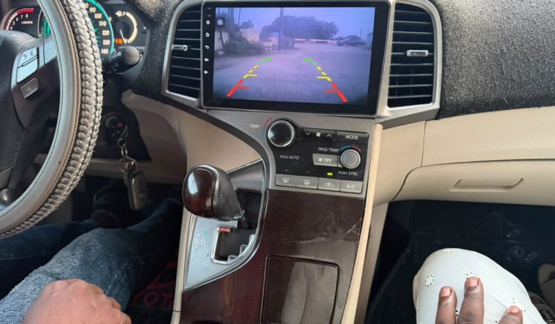 
								2010 Toyota Venza full									