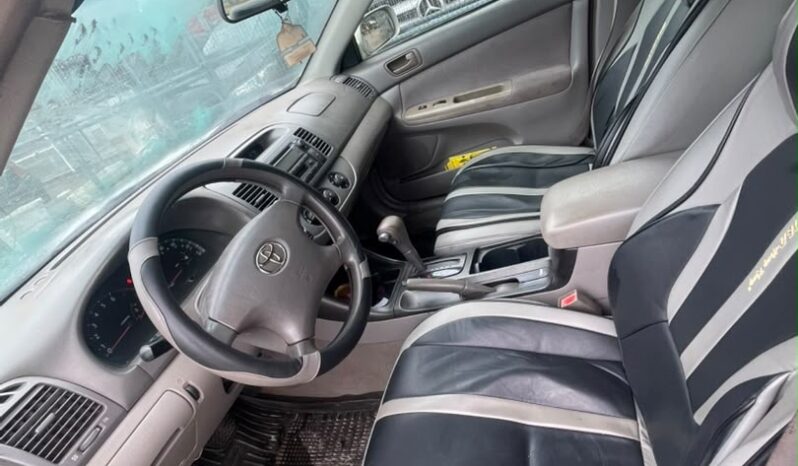 
								2003 Toyota Camry full									