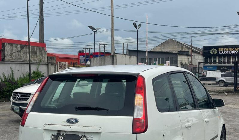 
								2007 Ford Focus full									