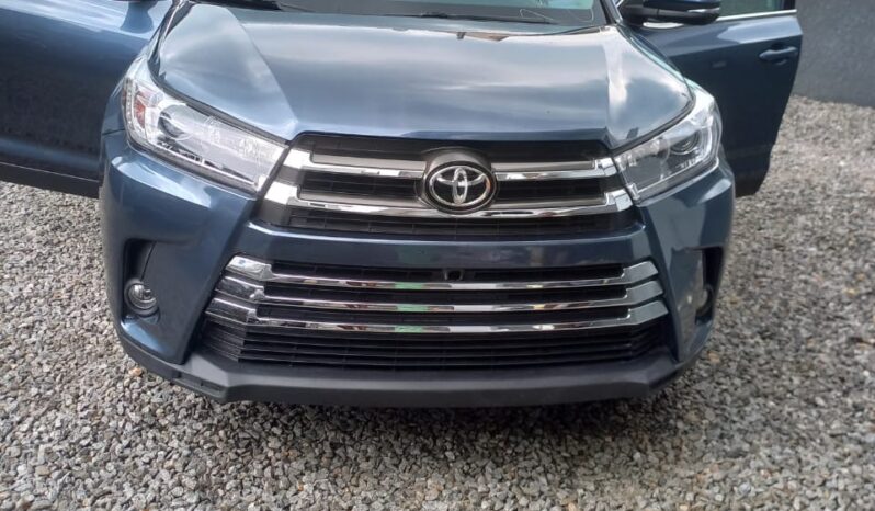 
								2020 Toyota Highlander full									